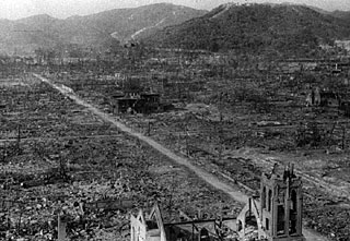 原爆投下後の広島