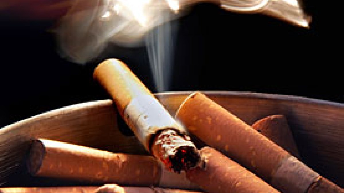 when did fire-safe cigarettes become standard If you do smoke, commit to becoming a fire-safe smoker. Follow these tips to prevent causing a fire: Smoke outside-The most significant change you can make today to make your home safer Momentum Building for 'Fire-Safe' Cigarettes