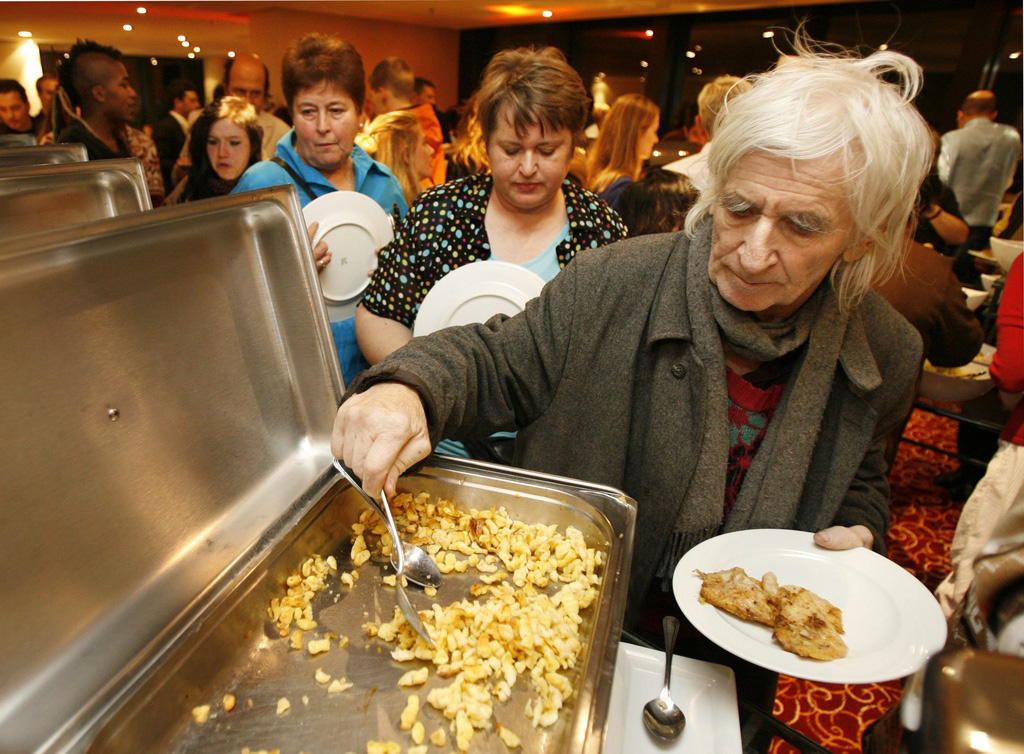 Poor Employability Poverty touches old and young in Switzerland - SWI swissinfo.ch