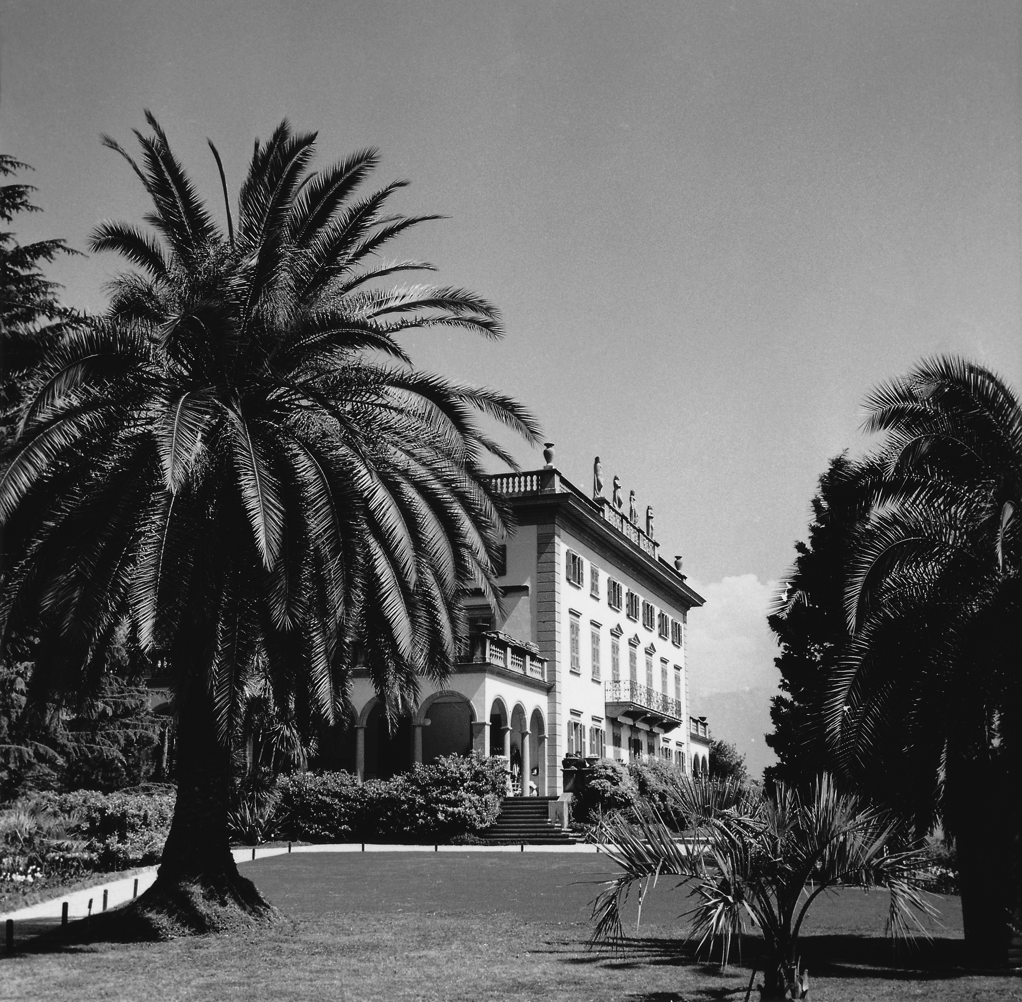 Con la creazione del giardino botanico pubblico, villa Emden è trasformata in uno splendido luogo di accoglienza per i visitatori.