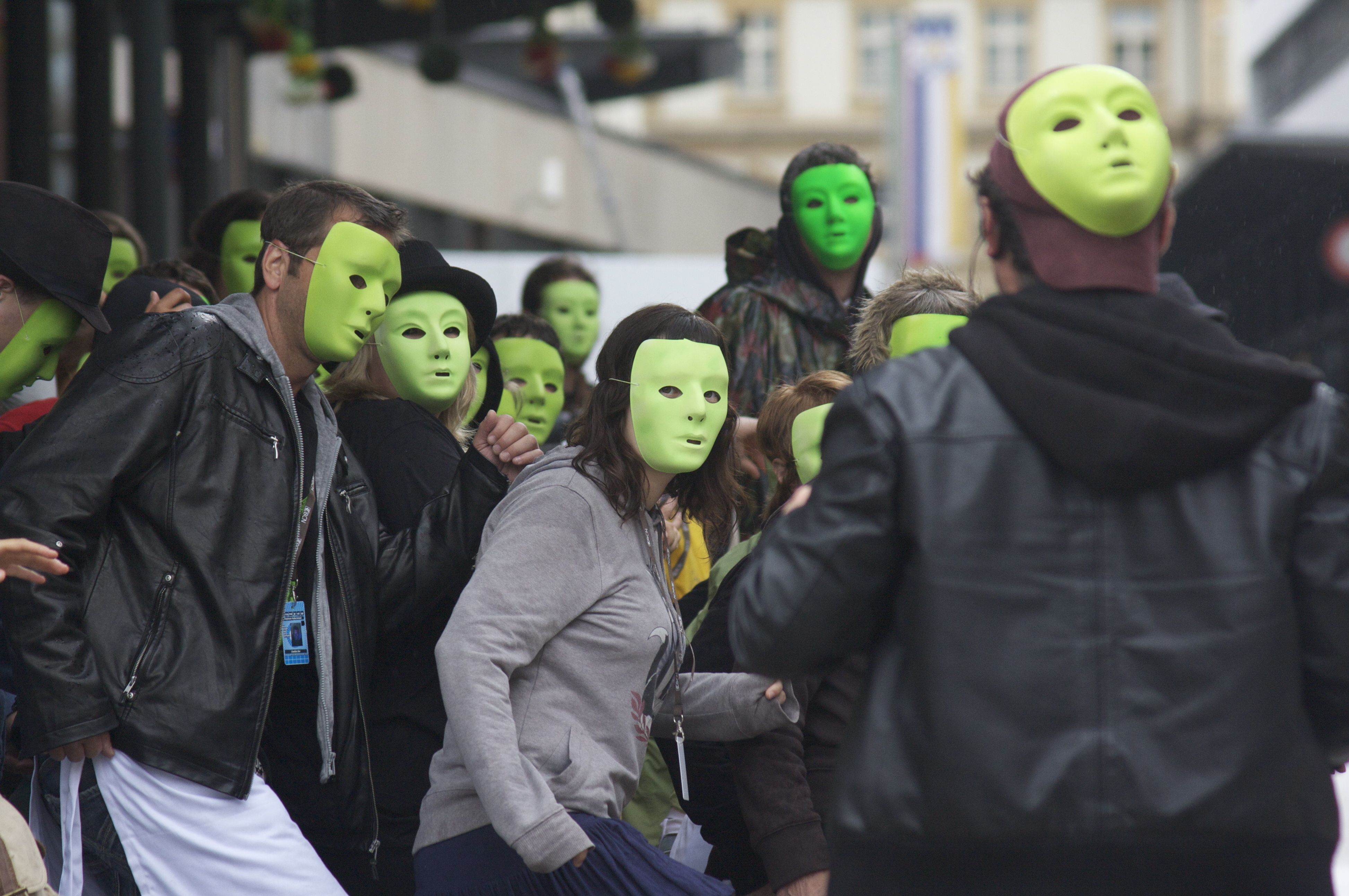 Les arts de la rue font un tabac à La Chaux-de-Fonds - SWI swissinfo.ch