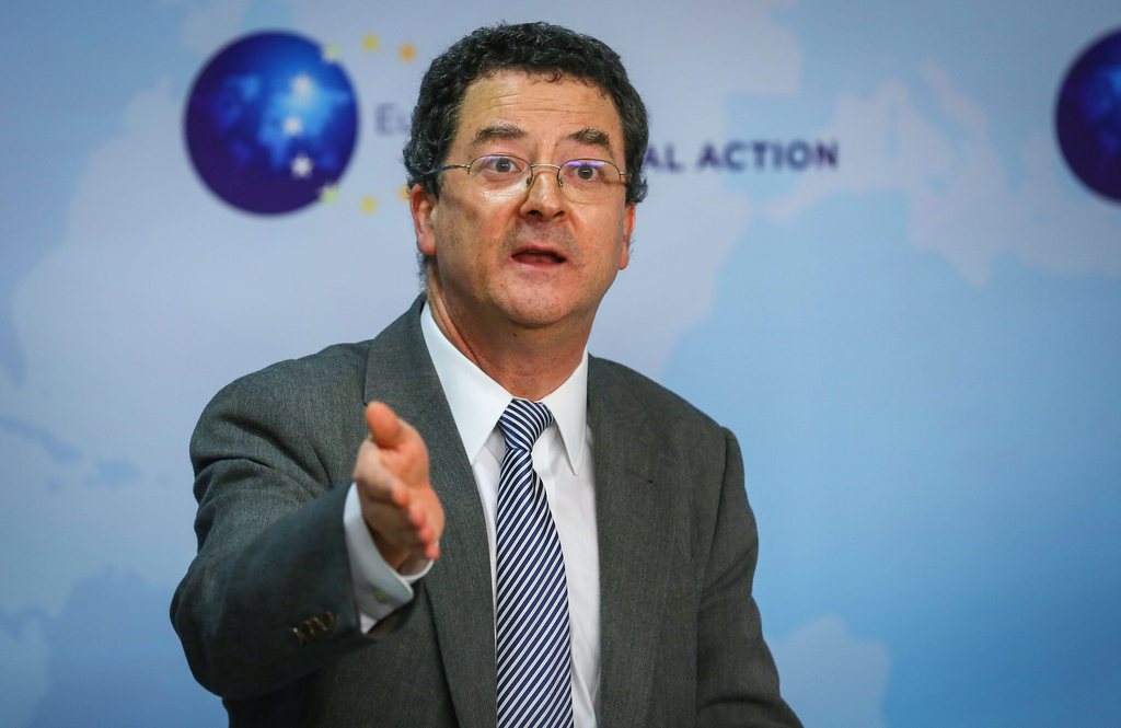 إيف روسيي، كاتب الدولة السويسري للشؤون الخارجية