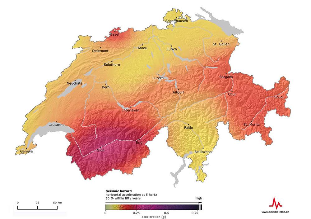 Les zones de Suisse les plus exposées aux tremblements de terre (en rouge) sont le Valais, la région de Bâle, la vallée du Rhin (canton de St-Gall) et les Grisons.