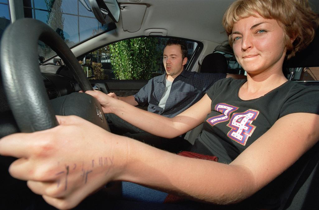 在越来越多的瑞士年轻人眼里,学车已不再是18岁成人后的当务之急。