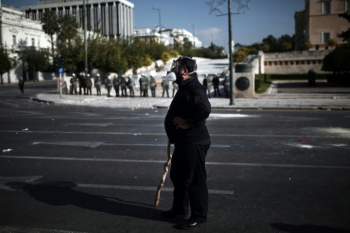 Miles de agricultores protestan en Atenas contra la austeridad - SWI ...
