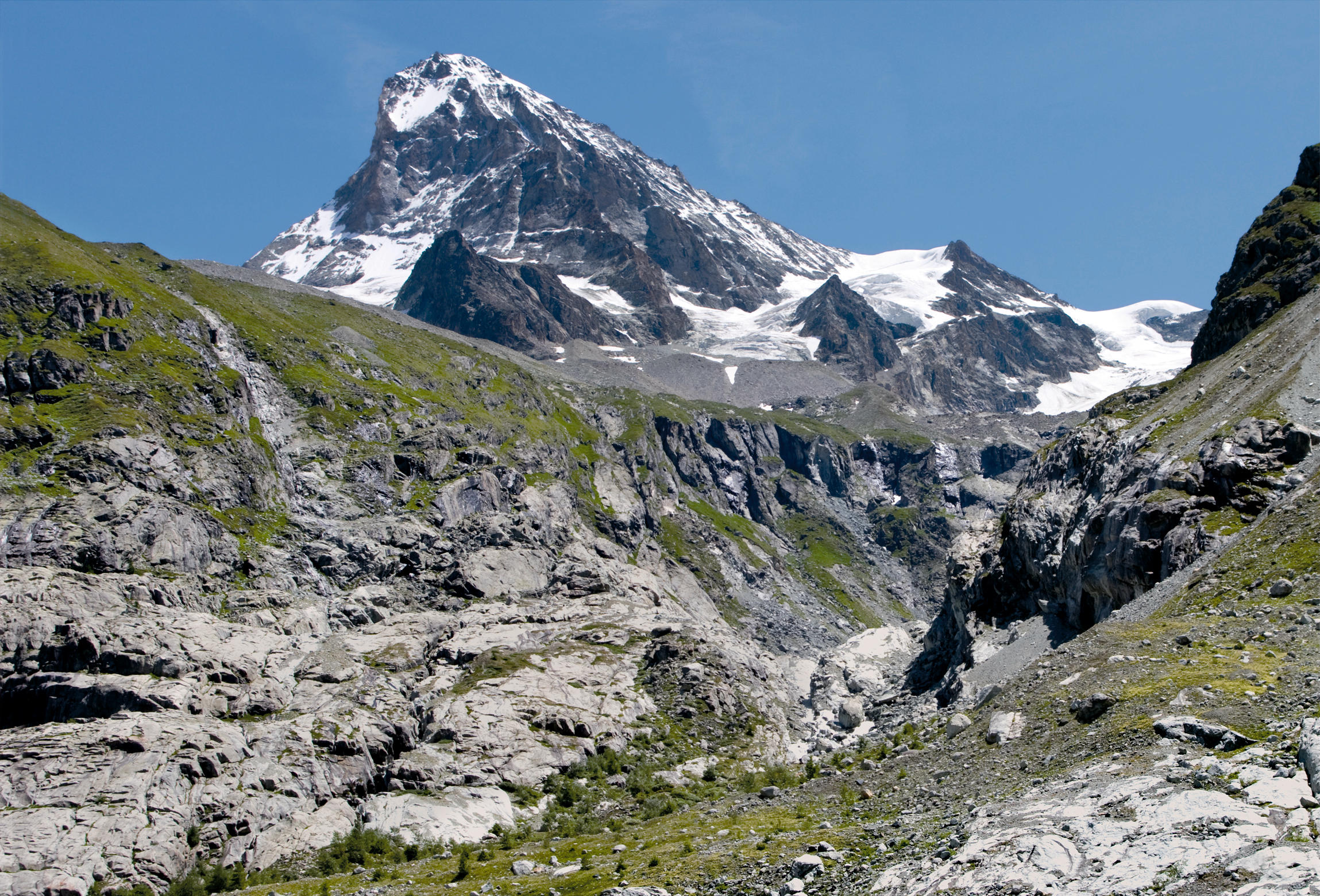 Picture of the glacier now