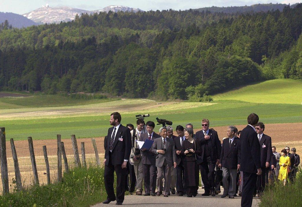 Visita de Akihito a Suiza en el 2000