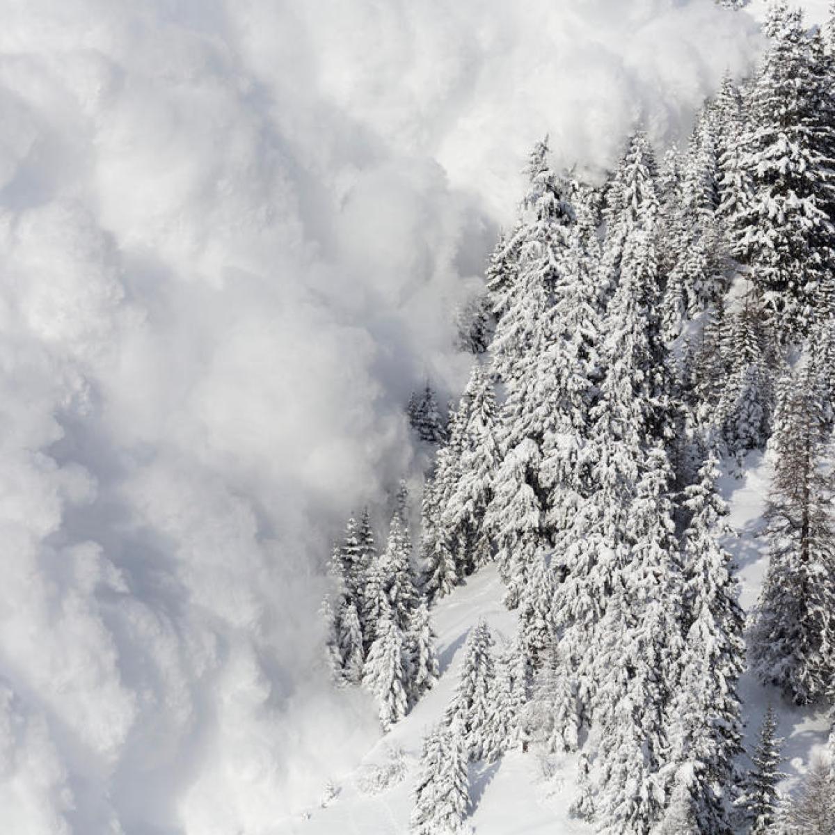 Almost 2,000 avalanche deaths in Switzerland since 1936 - SWI swissinfo.ch