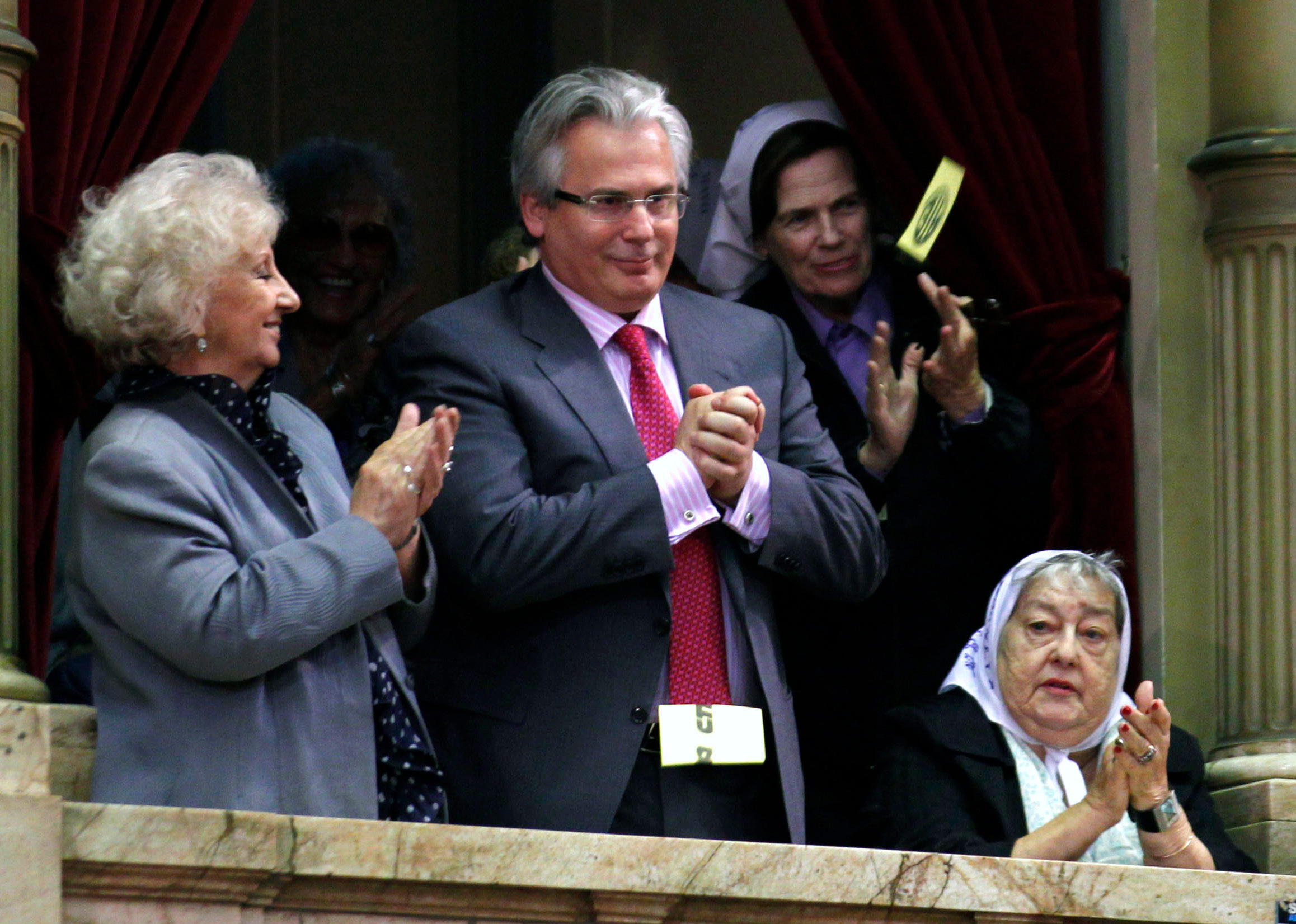 Baltazar Garzon y Estela de Carlotto en Buenos Aires