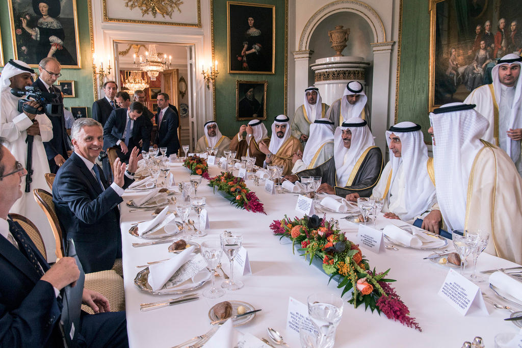 Didier Burkhalter, left, welcomes Kuwait Vice Primeminister and Foreign Minister Sheikh Khaled Al Hamad Al Sabah