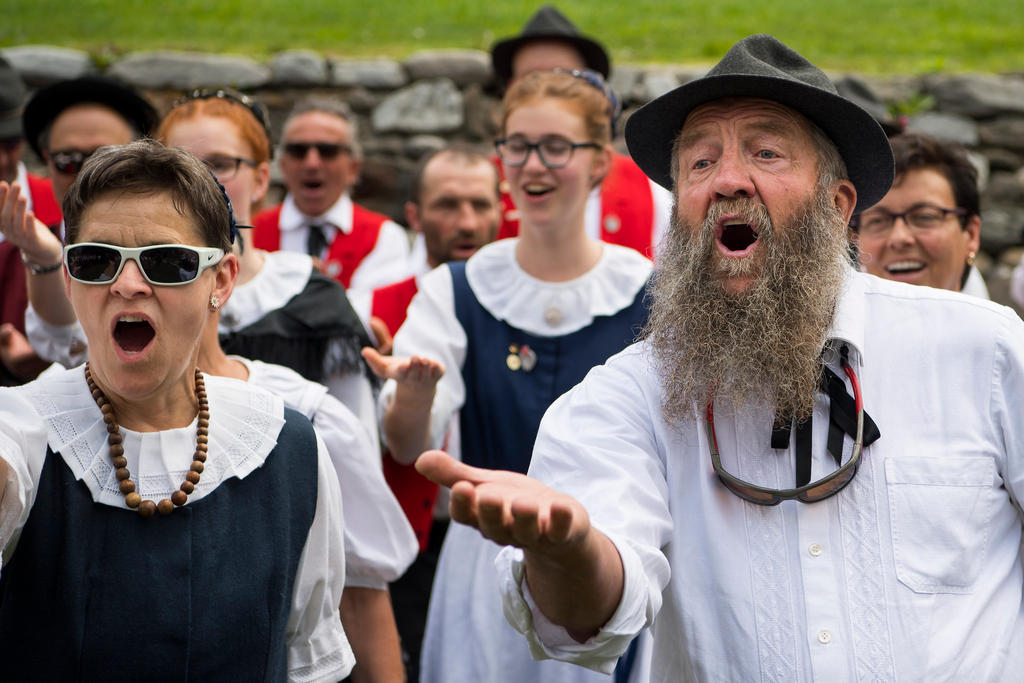 yodellers singing at the yodeling festival in Brig