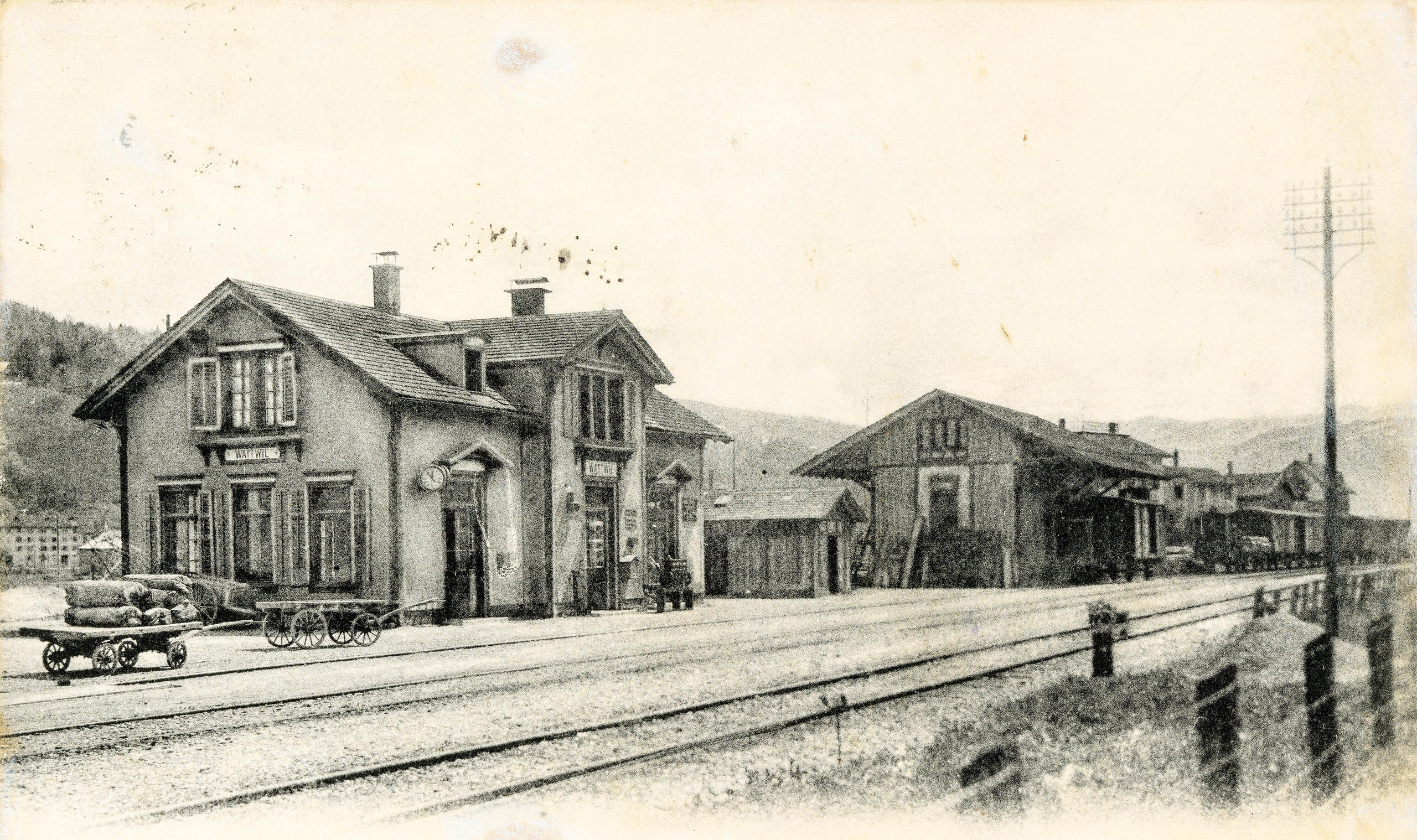 محطة قطار فاتفيل في توغينبورغ، قبل عام 1909.