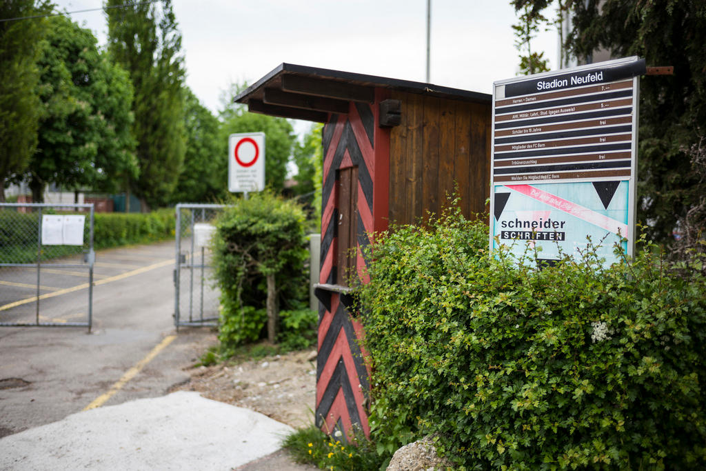 Eingang zum Berner Neufeldstadion.