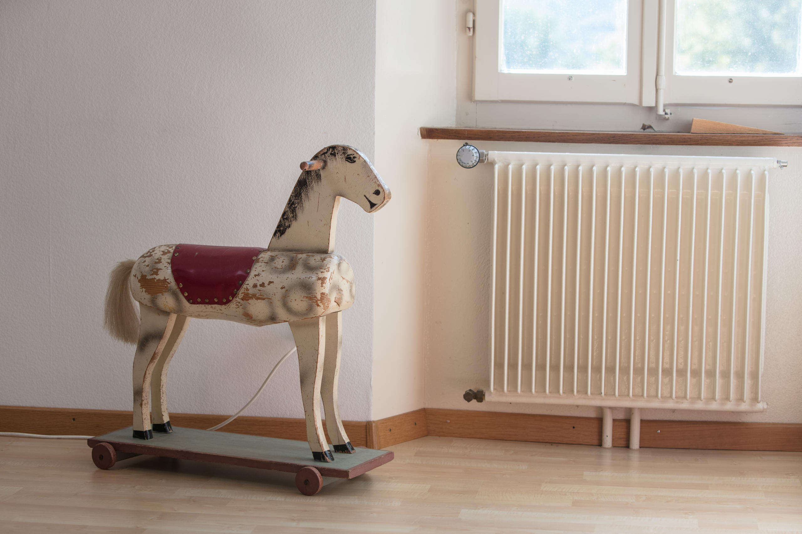 wooden horse
