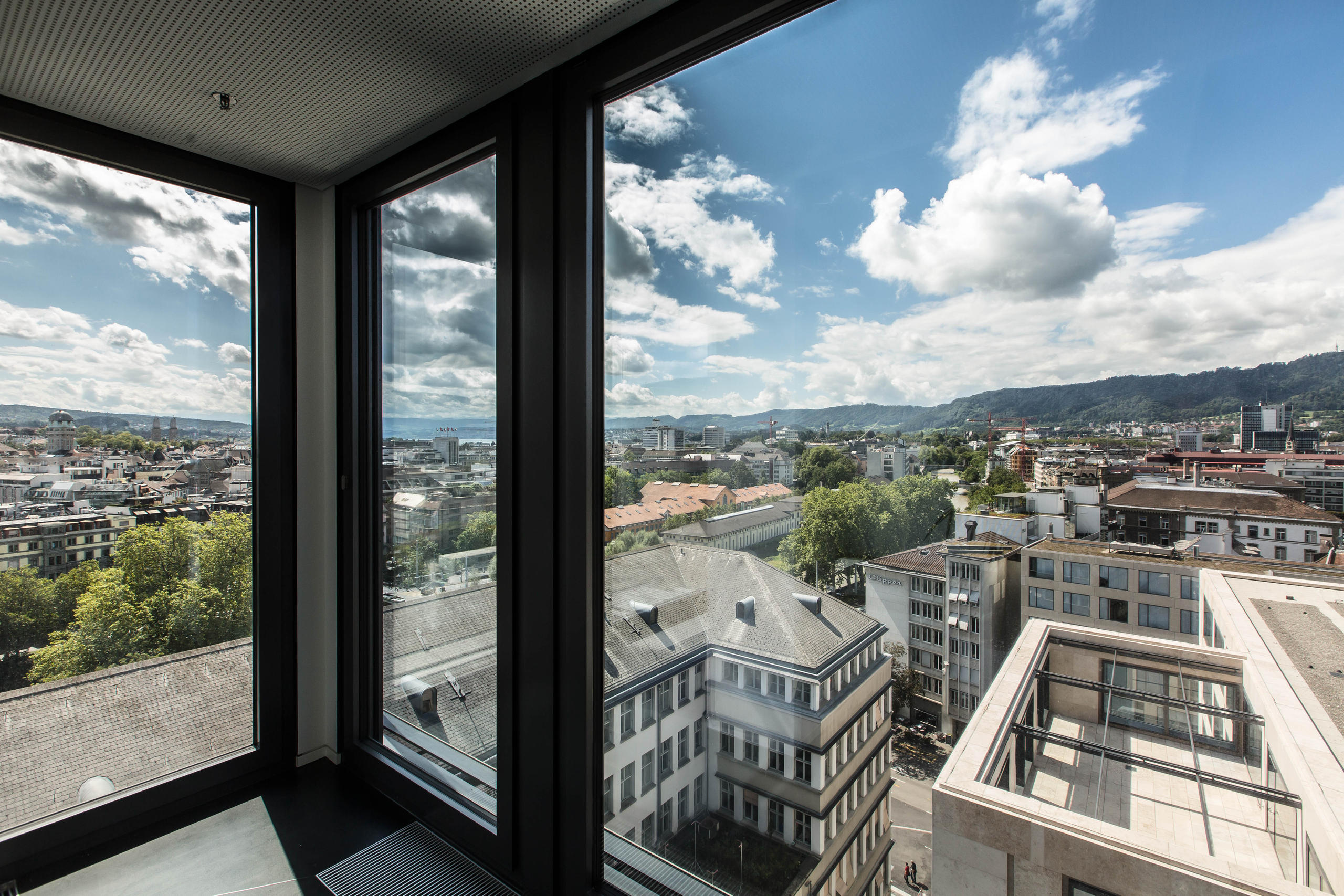 Panorama desde el último piso de la Escuela Pedagógica de Zúrich.