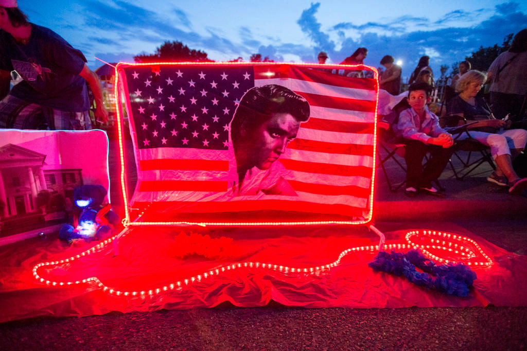 A Menphis nel Tennessee si celebrano i 40 anni della morte di Elvis