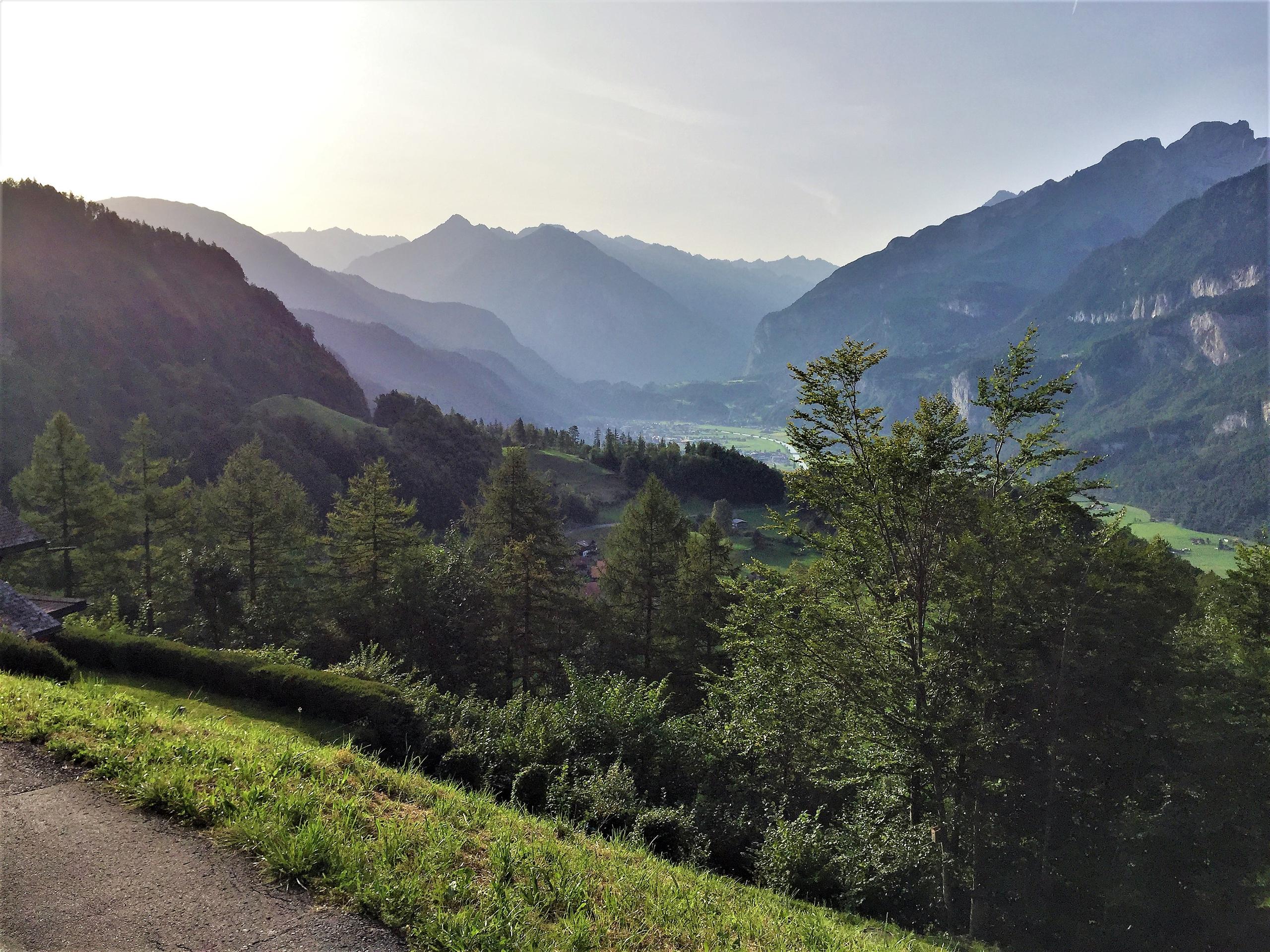 Morgenstimmung im Haslital unterhalb des Brünigpasses