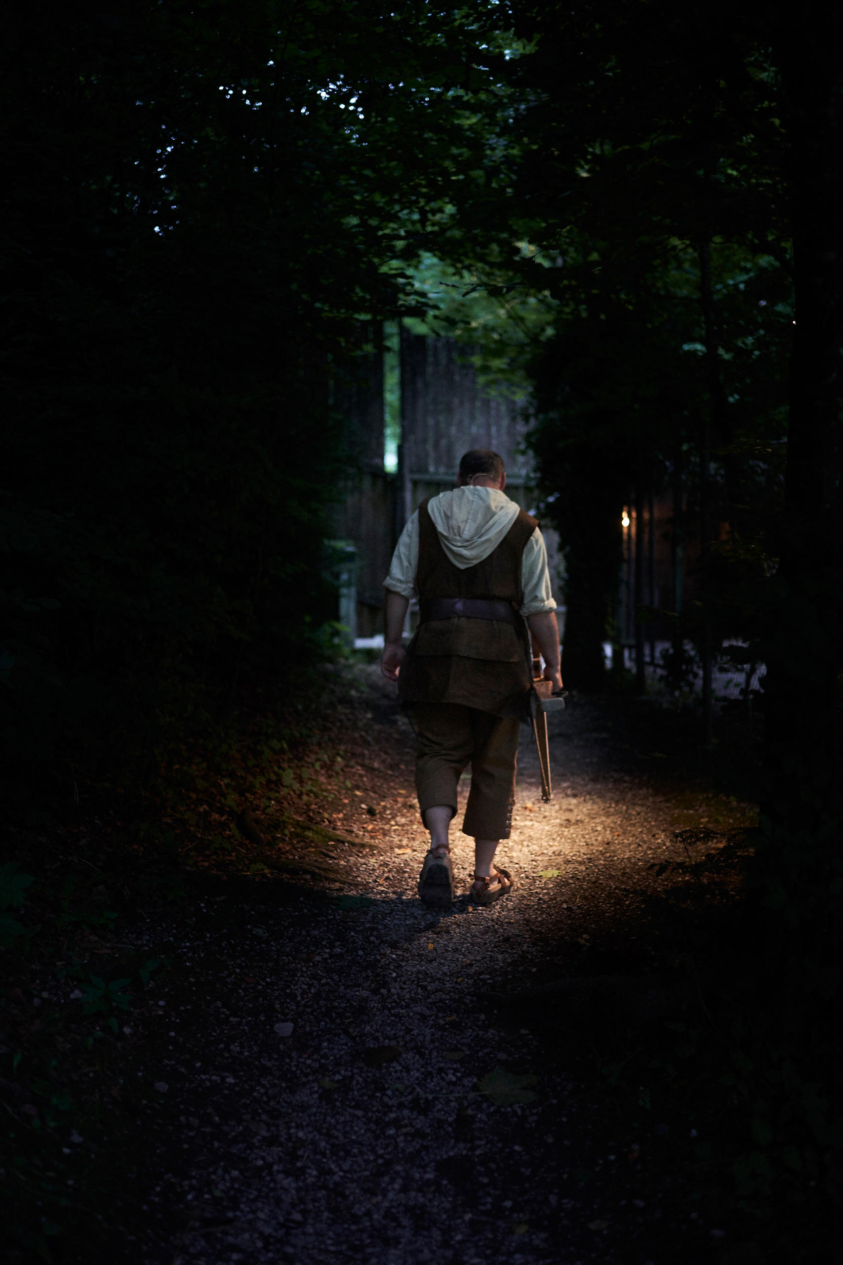 An actor walking to the stage.