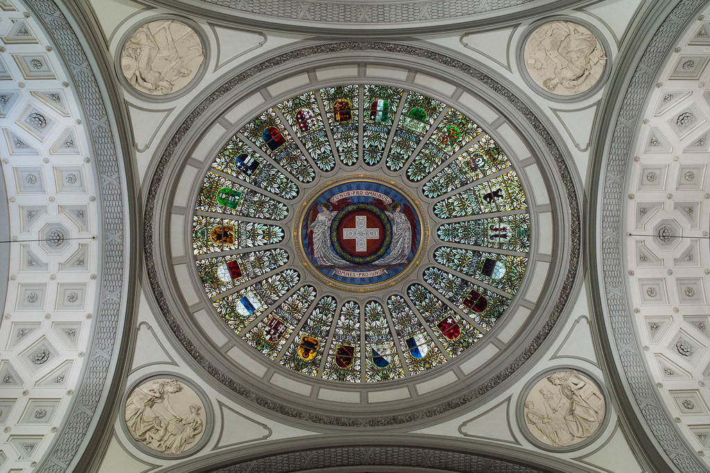 La cupola di Palazzo federale vista dall interno