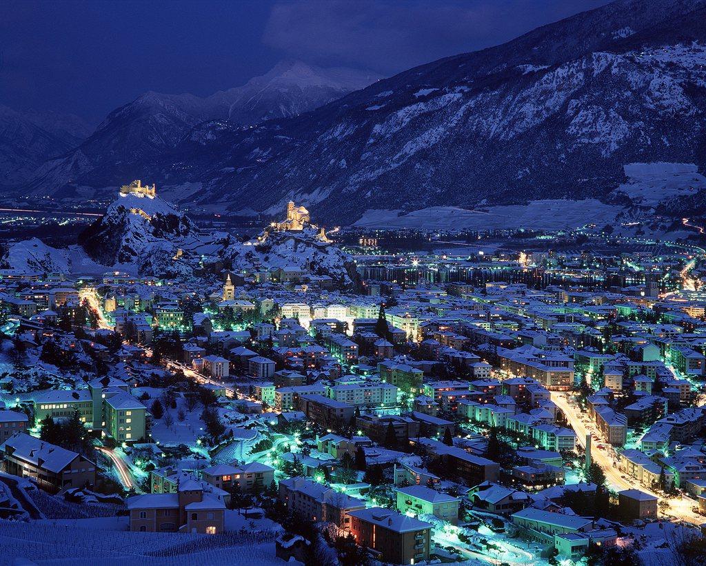The city of Sion by night