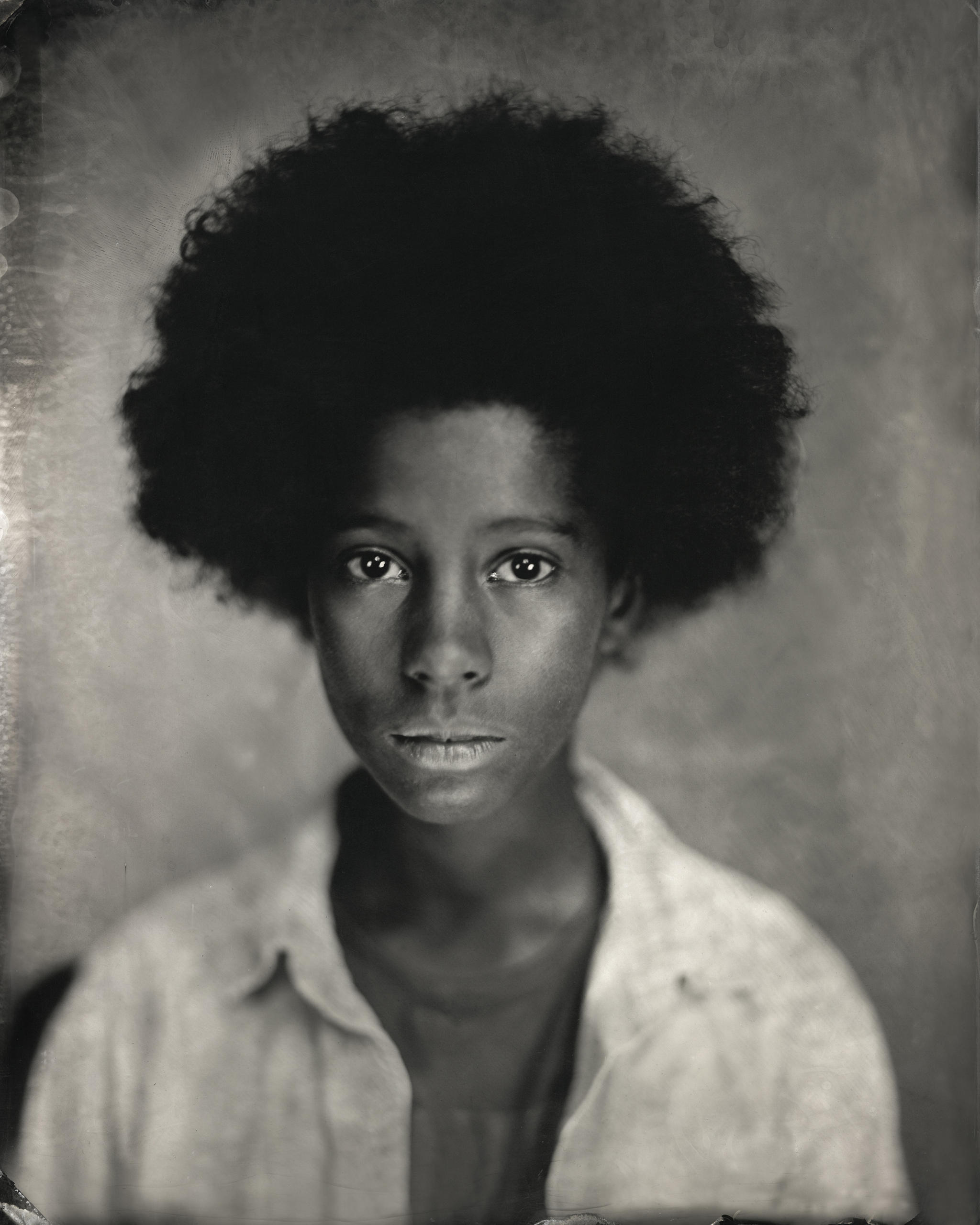 черно-белый портрет женщины