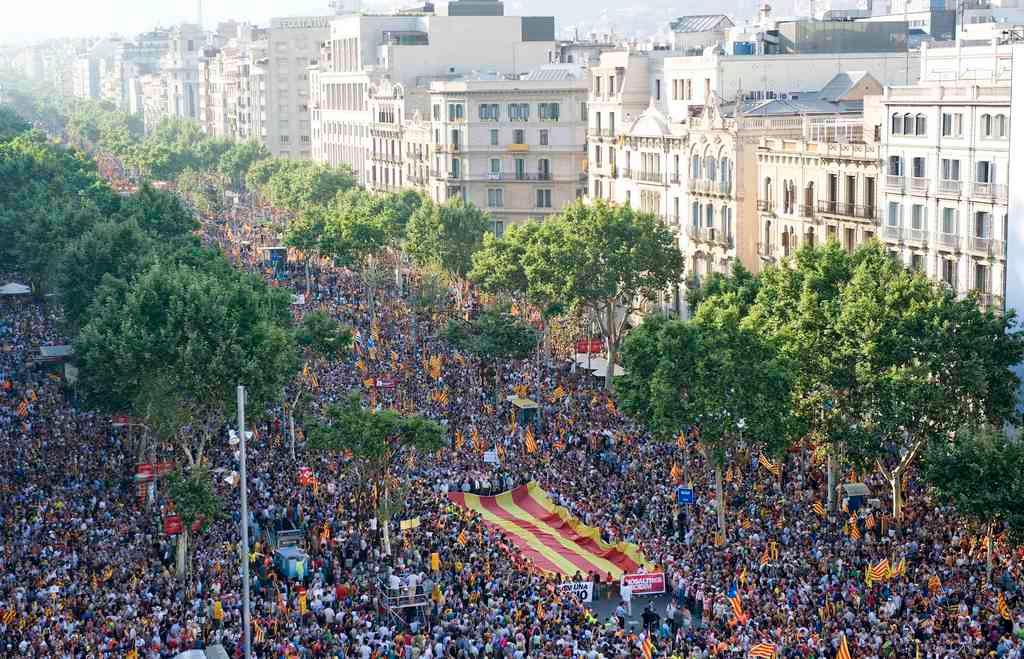 Manifestación masiva en Cataluña