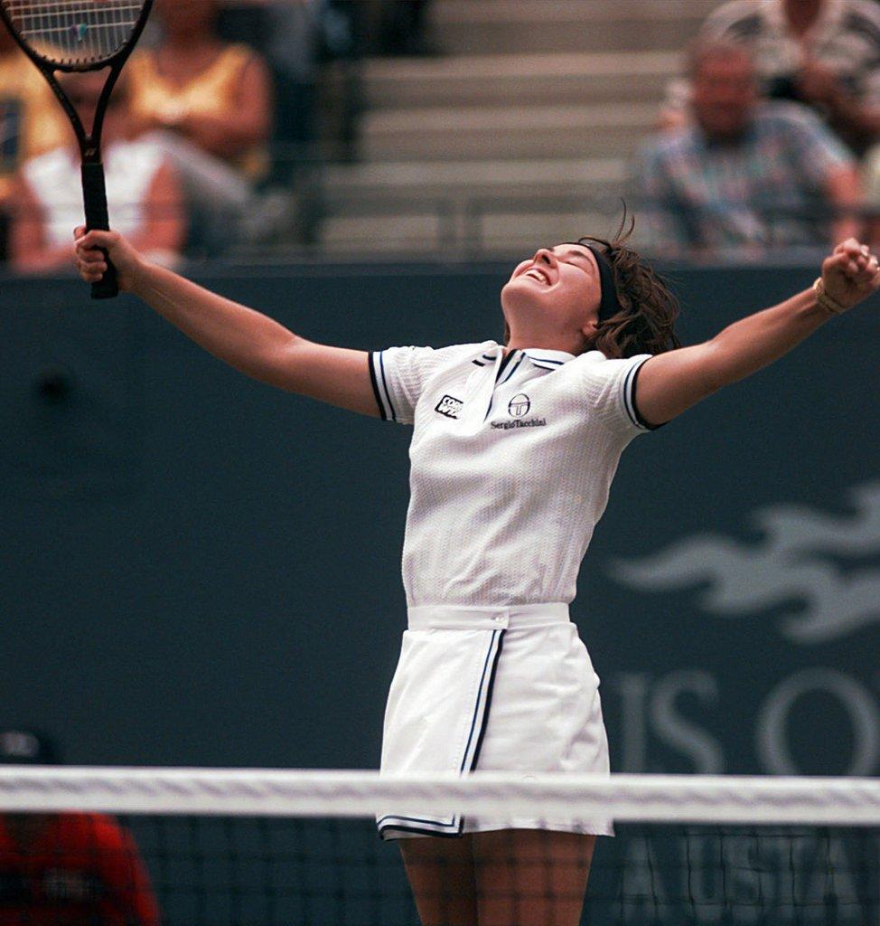 辛吉斯在1997年美网公开赛的决赛中战胜了维纳斯·威廉姆斯。(AP Foto/Elise Amendola)