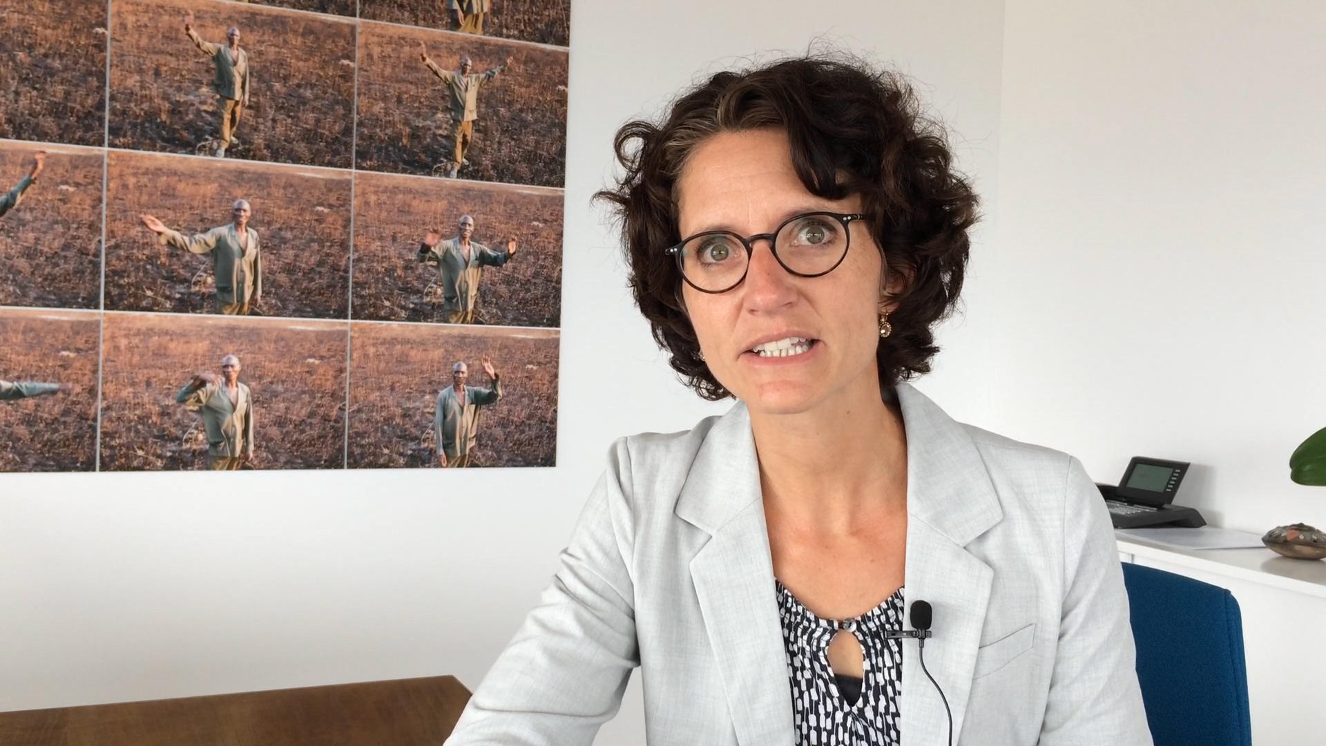 Bettina Fredrich, Leiterin Fachstelle Sozialpolitik bei Caritas, im Interview.