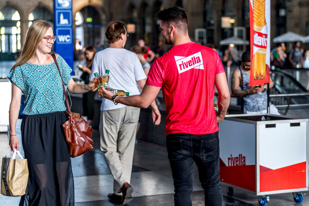 几十年来，瑞维乐成功地占领了瑞士的饮料市场。