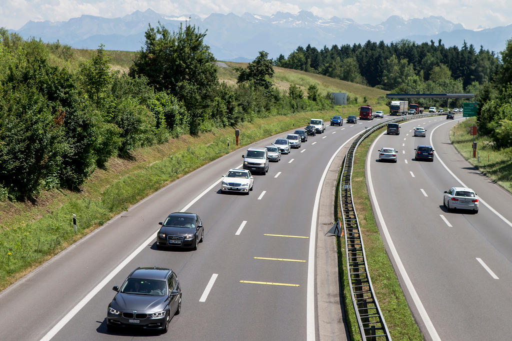 Скоростное шоссе. Центральная Швейцария.