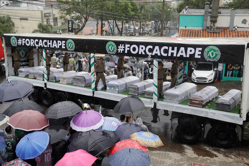 Un anno fa cadeva un aereo nei pressi di Medellin in Colombia: a bordo c era la squadra brasiliana di calcio della Chapecoense