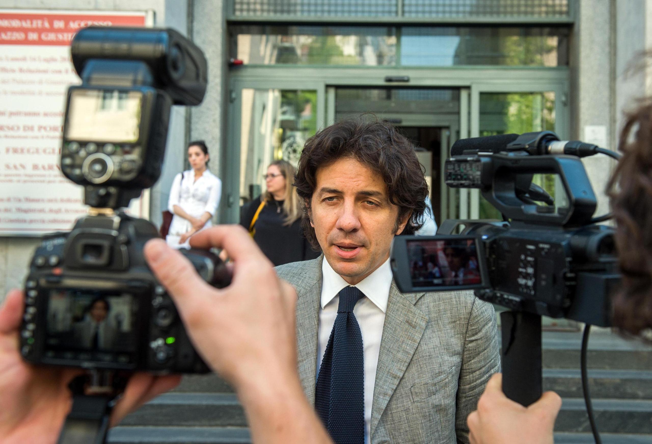 È iniziato oggi il processo a carico di Marco Cappato reo di aiuto al suicidio dato a Dj Fabo