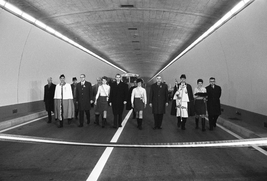 Ceremonial opening of the San Bernardino-Tunnels tunnel.