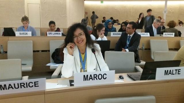 خديجة أعبيزان مدافعة شرسة على حقوق المرأة