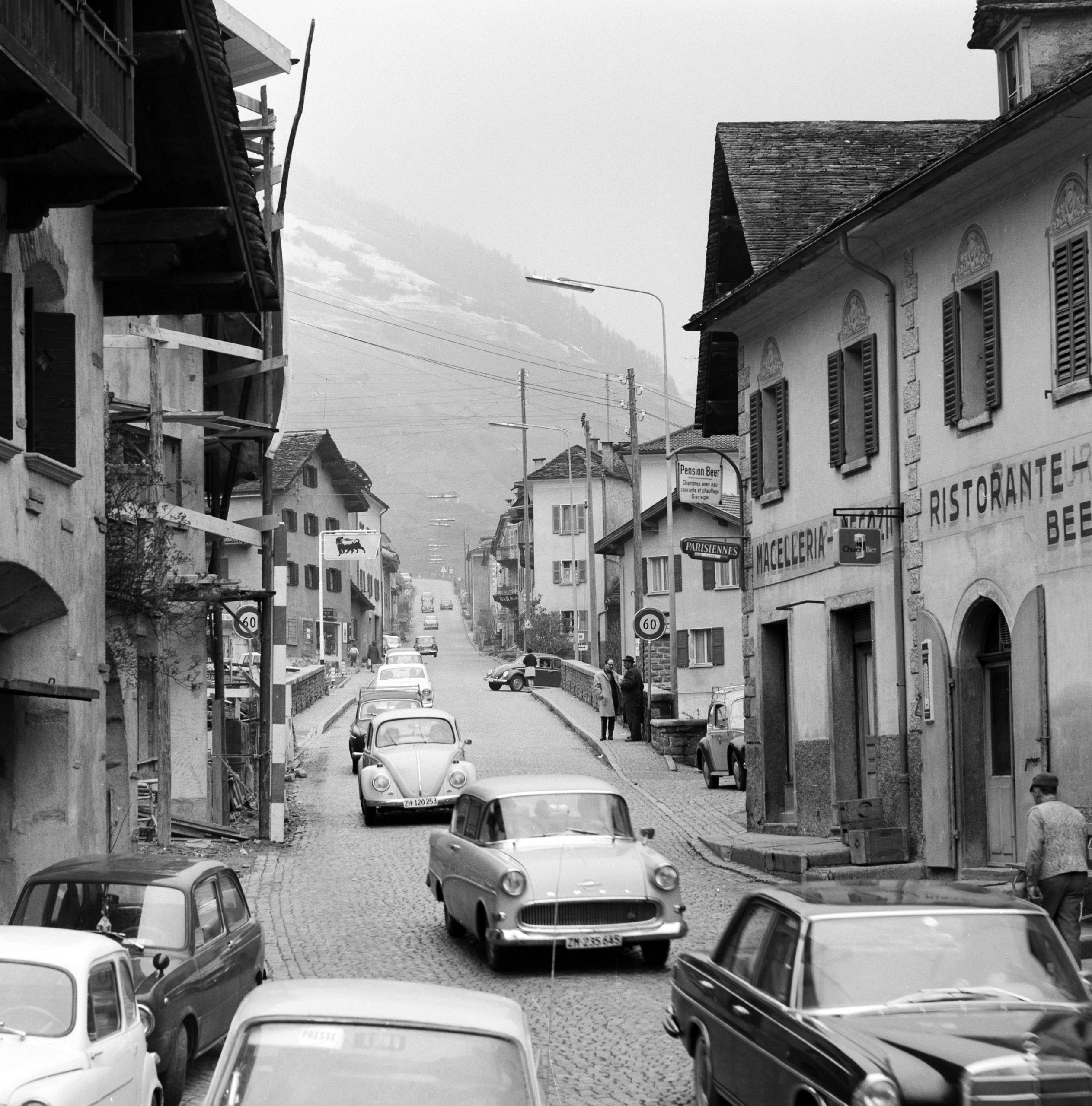 Access streets to the San Bernardino road tunnel.