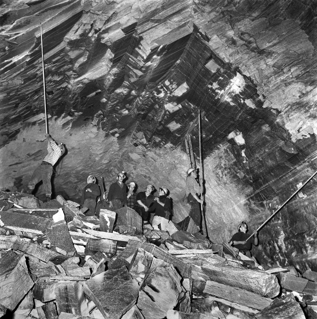 Miners and officials celebrate the breakthrough the San Bernardino tunnel.