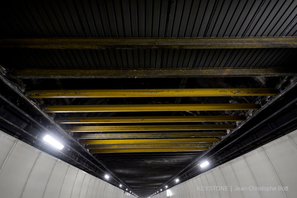 tunnel beams
