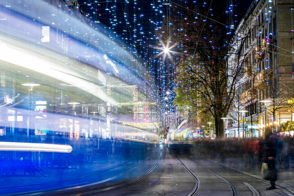 Albero di Natale a luci blu, Zurigo