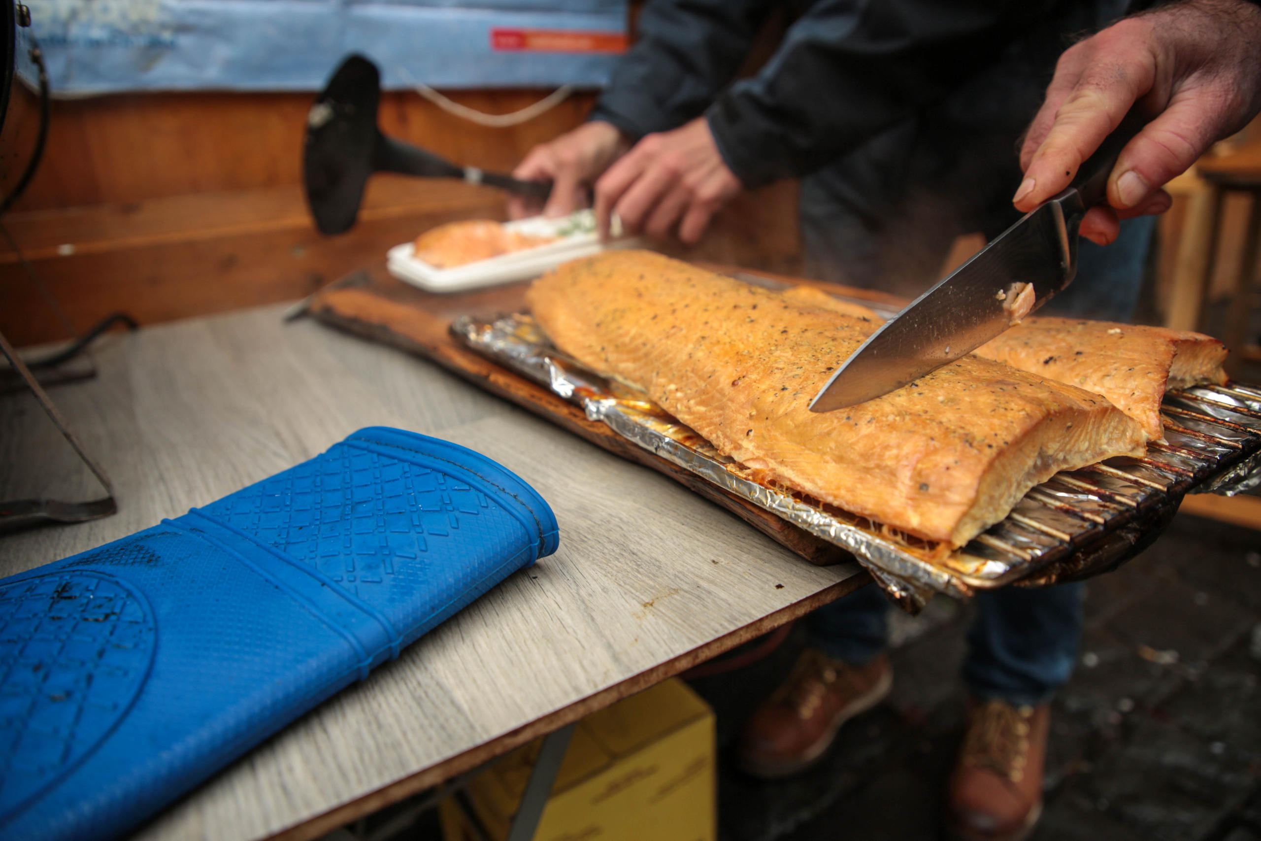 smoked salmon being cut