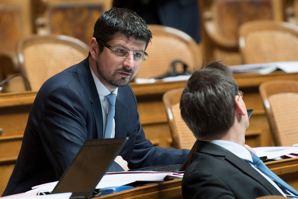 Yannick Buttet en el Parlamento el pasado 30 de noviembre.