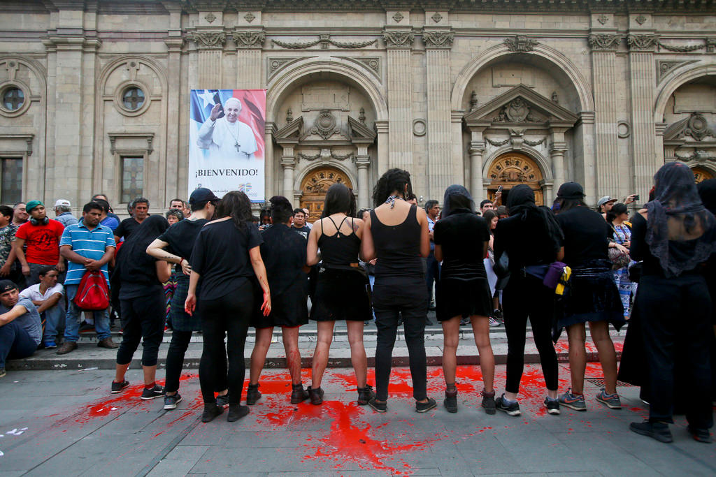 Proteste in Cile per la visita del Papa: sarebbero stati spesi troppi soldi per l organizzazione