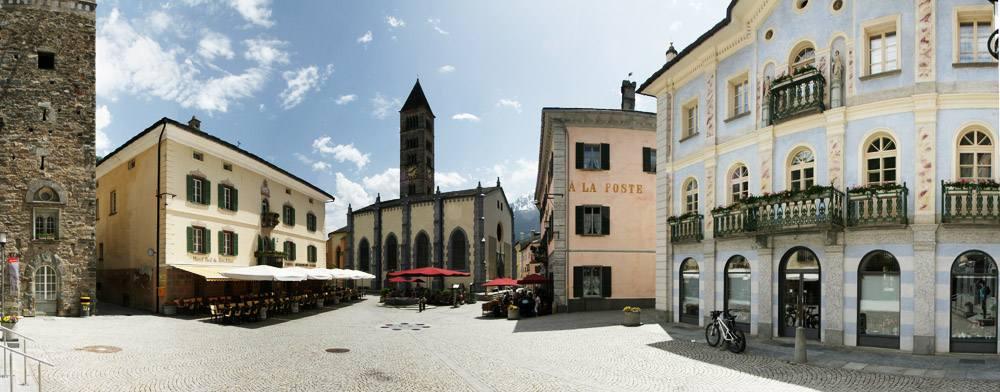 La piazza di Poschiavo