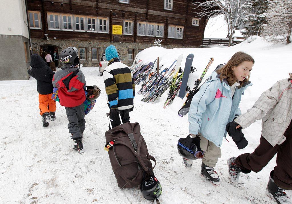Pupils arrive for winter sports camp