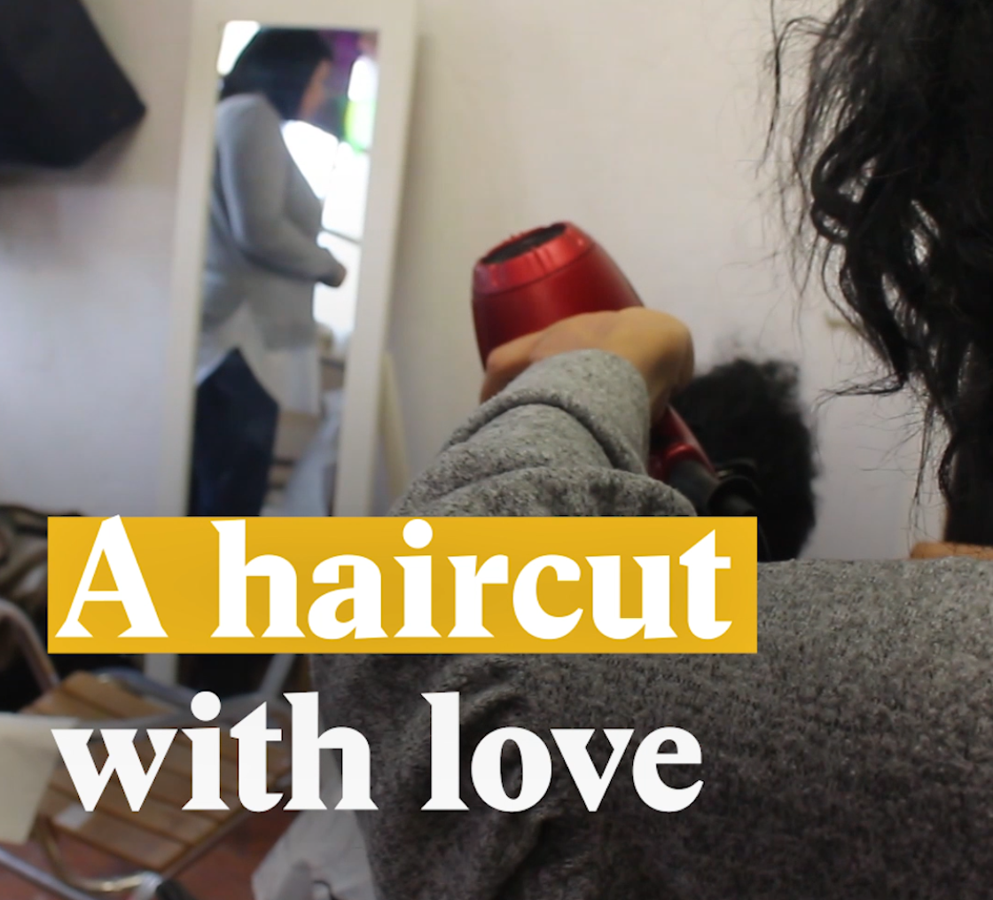 A cover picture for a Nouvo video about hairdressers providing care for free once a month in Lausanne, Switzerland.