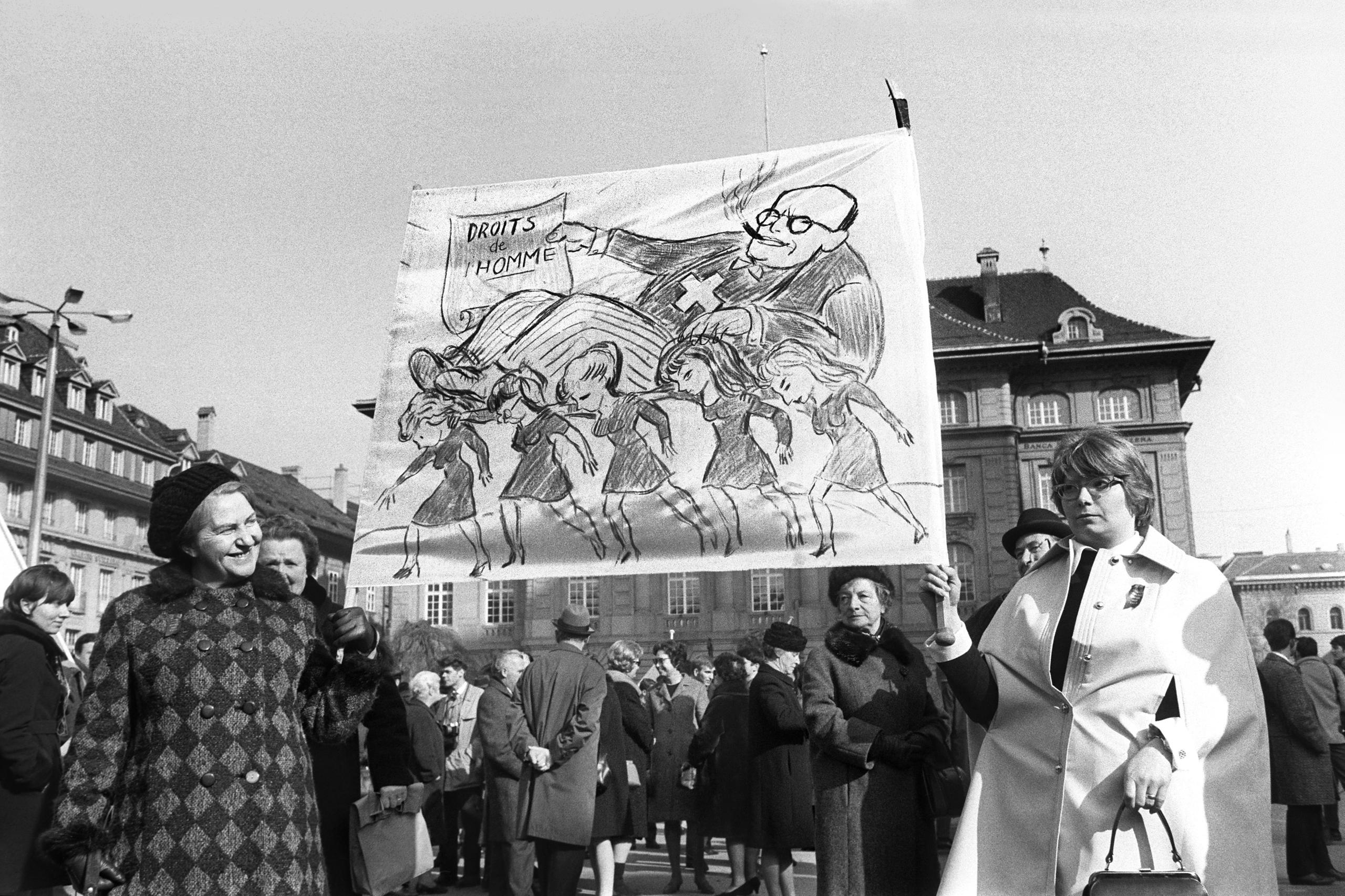 Manifestación en 1969 en Berna por los derechos de la mujer