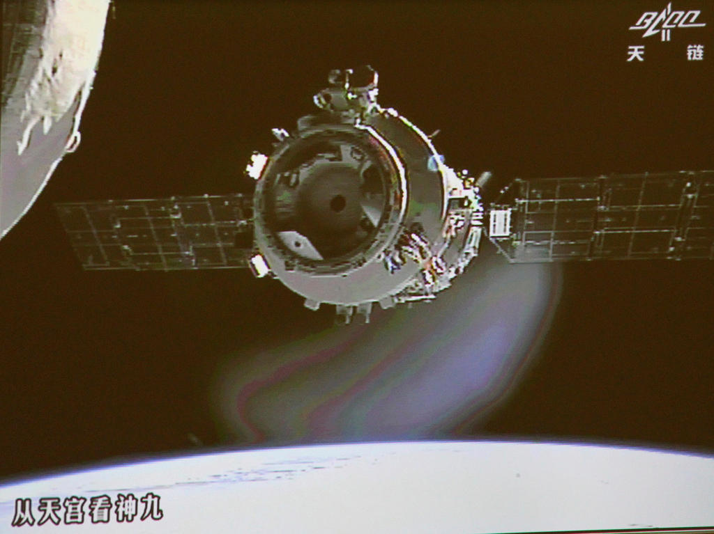 stazione spaziale tiangong in orbita