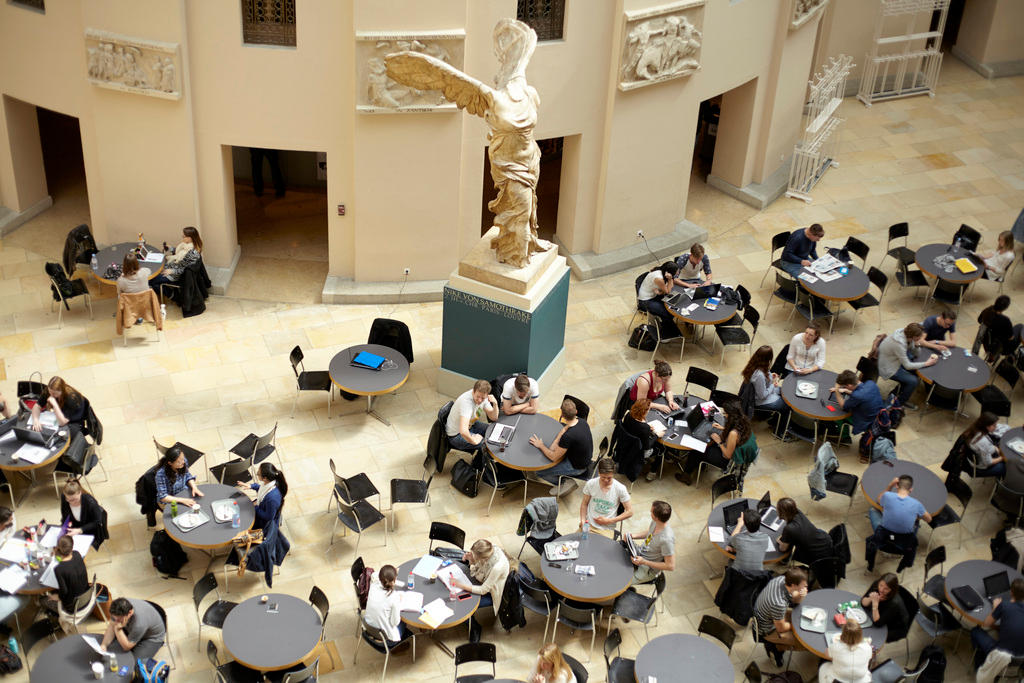 Students seen at the atrium of the University of Zurich