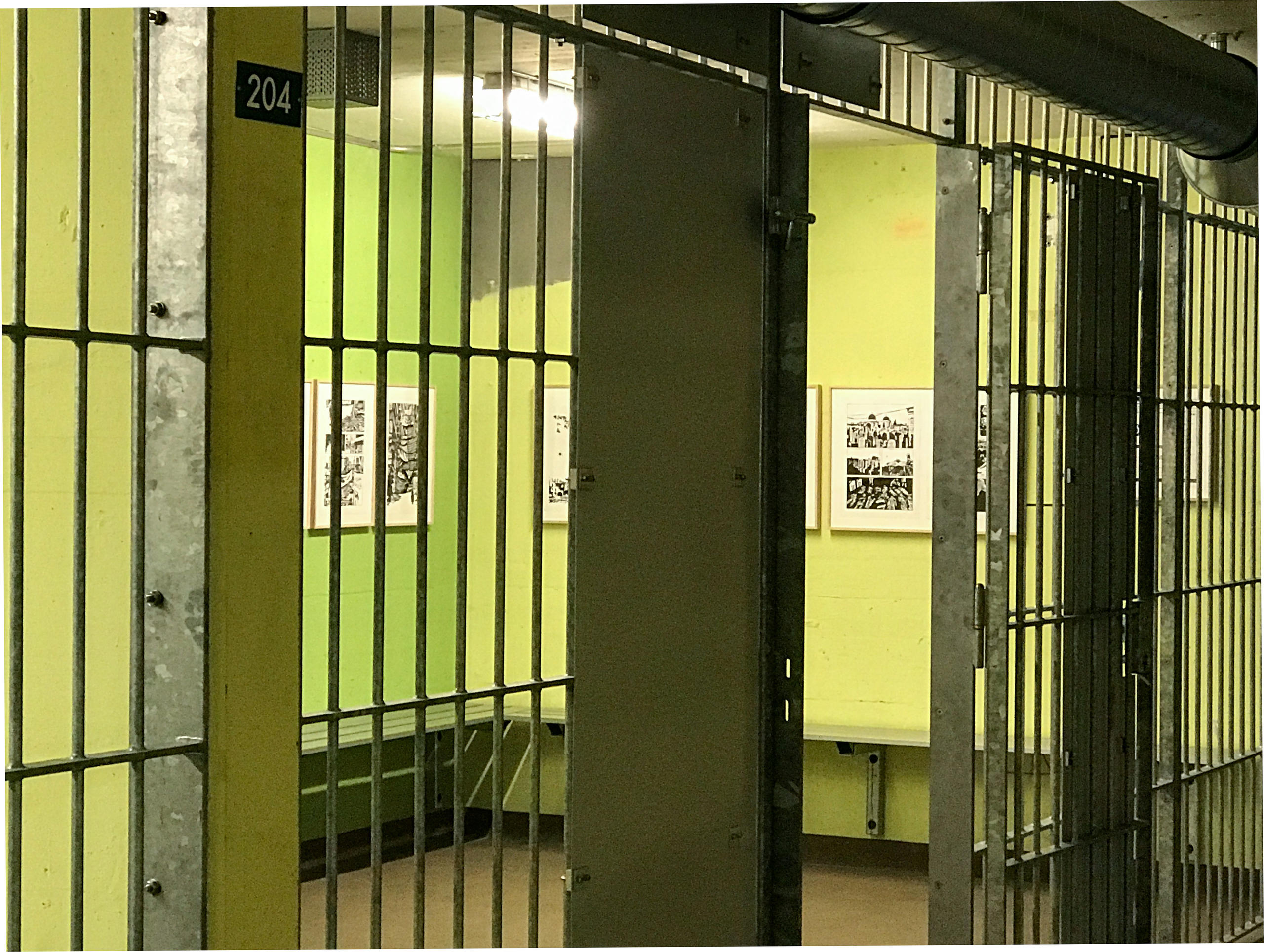 Comics behind prison bars
