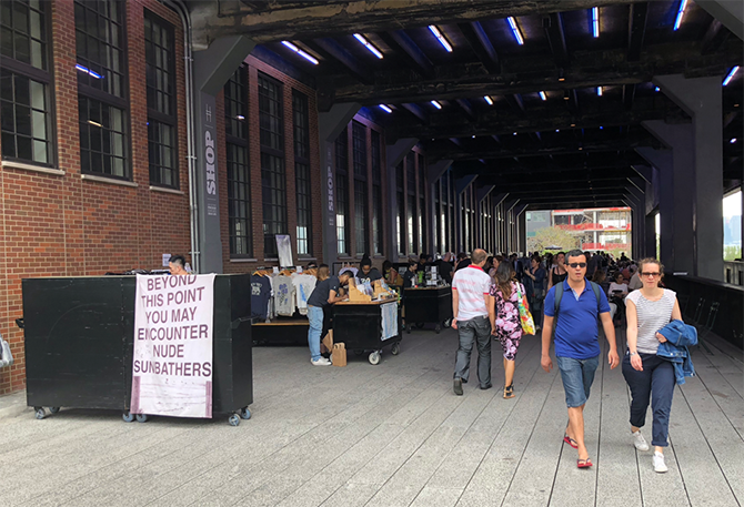 Travelling on the NY High Line