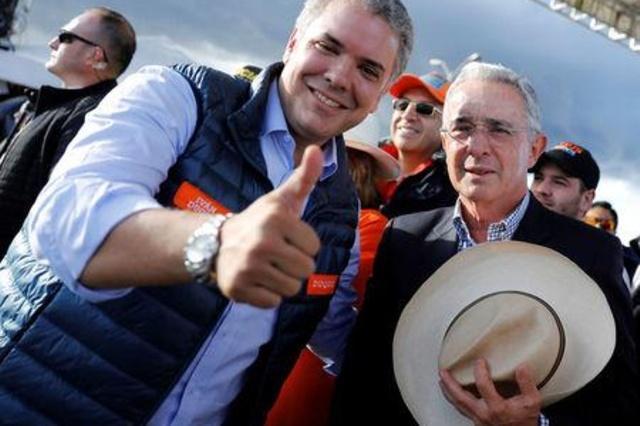 Alvaro Uribe e Iván Duque